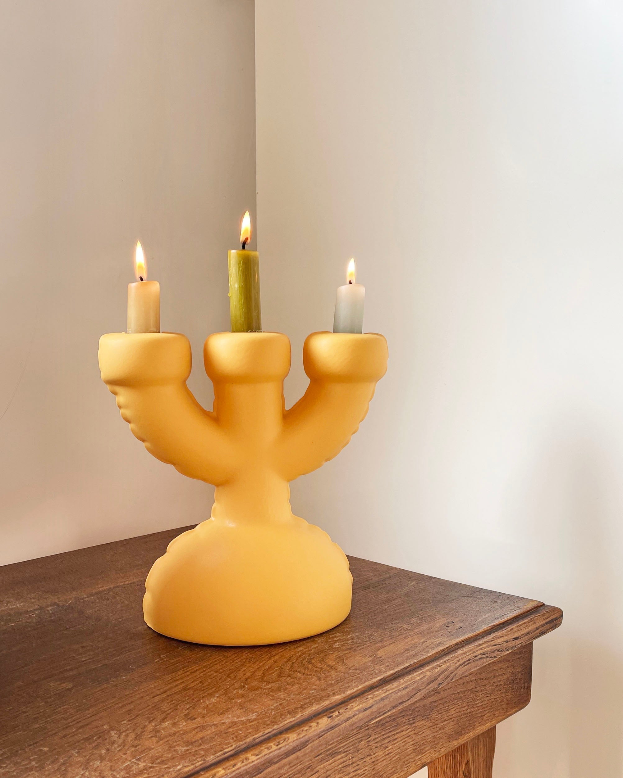 Candelabra 'ERIC' Matte - Yolk
